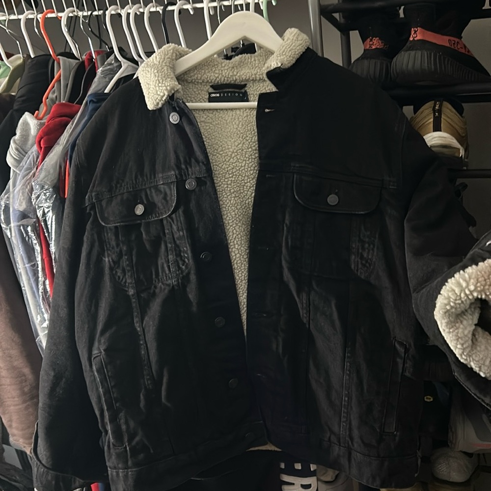ASOS winter jacket been sitting in my closet and want to get rid of